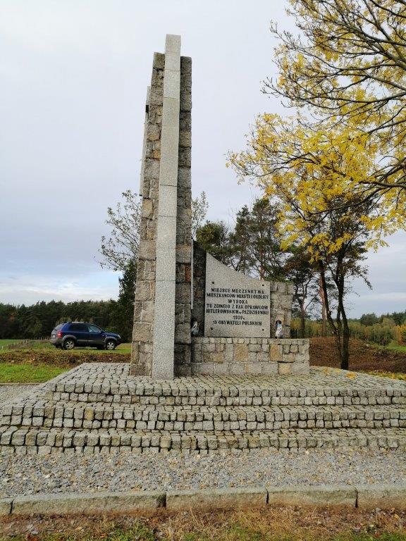 - wysoka_pomnik_przeznaczony_do_naprawy_i_odnowienia.jpg - wysoka_pomnik_przeznaczony_do_naprawy_i_odnowienia.jpg